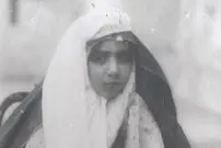 عکس| سفر زمان؛ عکس یادگاری «دختر نوجوان درباری» که به علت «وبا» از دنیا رفت