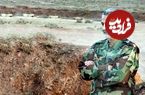 عکس؛ سفر در زمان؛ «سردار سلیمانی در جبهه و در کنار 14 تن از همرزمان اش»؛ دهه 60