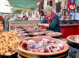 (ویدئو) غذای خیابانی در مراکش؛ پخت طاجین گوشت در اگادیر 