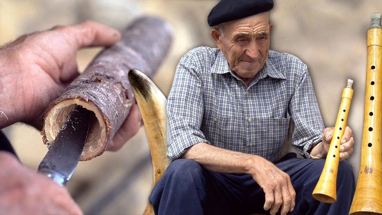 (ویدئو) روش جالب و ساده چوپان اسپانیایی برای ساخت ساز با چوب کاج و شاخ گاو