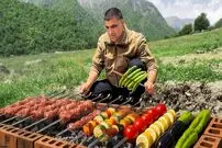 ببینید| غذای روستایی در آذربایجان؛ کباب کردن گوشت بره با بادمجان و گوجه فرنگی در طبیعت