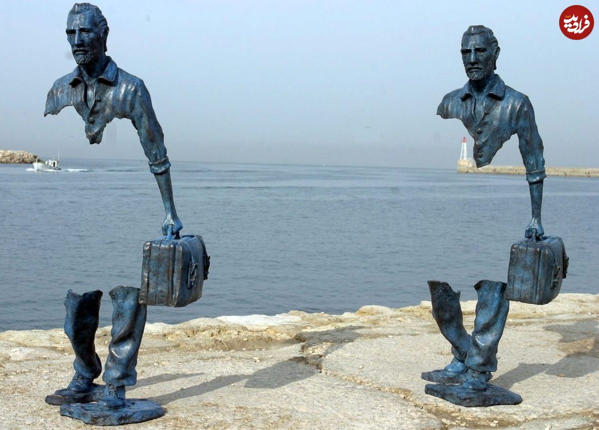 آدم‌هایی با تکّه‌های جامانده؛ مجسمه‌هایی که «مهاجرت» را به تصویر می‌کشند