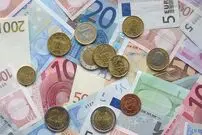 قیمت یورو امروز چهارشنبه 6 خرداد 1405؛ افت 470 تومانی