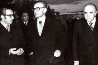 سفر به ایران قدیم؛ خاطراتی تلخ از تدریس در دانشگاه تهران؛ هویدا از سازمان انرژی اتمی چه می‌خواست؟