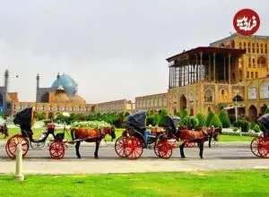 عکس| سفر به ایران قدیم؛ چوپان اصفهانی سوار بر الاغش در میدان نقش جهان؛ 92 سال قبل