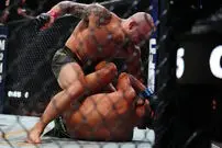 الکساندر ولکانوفسکی با شکست یایر رودریگز از عنوان قهرمانی خود در UFC دفاع کرد