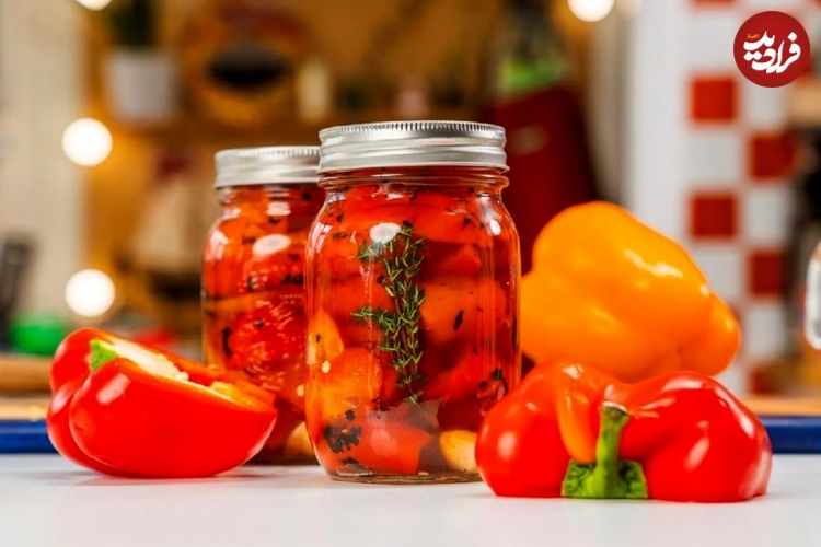طرز تهیه ترشی فلفل دلمه؛ یک چاشنی خوشمزه و رنگارنگ