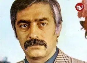 عکس| سفر در زمان؛ «فردین» در حال پیانو نواختن در خانه اش در تهران؛ دهه 40