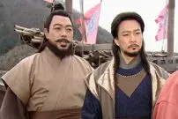 عکس| سفر زمان؛ تیپ و چهرۀ «جانگ بوگو» و «چوی موچانگ» در جشن پایان سریال «امپراتور دریا»