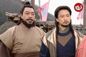 عکس| سفر زمان؛ تیپ و چهرۀ «جانگ بوگو» و «چوی موچانگ» در جشن پایان سریال «امپراتور دریا»