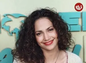 عکس| سفر زمان؛ «جنیفر لوپز و بیلی آیلیش» در 50 و 18 سالگی و در کنار هم؛ سال 1398