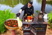 ببینید؛ غذای روستایی در ترکیه؛ پخت کباب تابه ای و لاهماجون توسط آشپز معروف ترک 