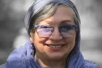 عکس| سفر زمان؛ «مریم سعادت» 32 سال قبل در پشت‌صحنه «قصه‌های تا به تا»