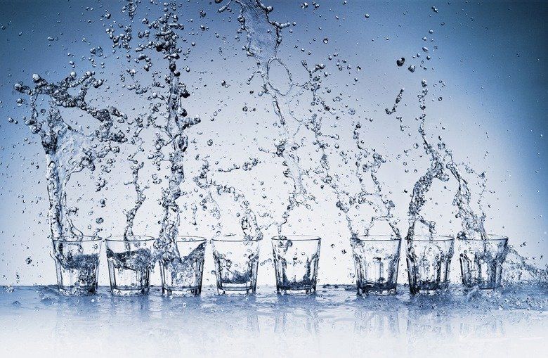 آیا بیش‌ازحد معمول آب می‌نوشید؟ نکاتی را باید در آبرسانی به بدن بدانید