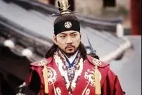 عکس| سفر به تاریخ؛ «جومونگ» در کنار «دوبلور ایرانی‌اش» در تهران؛ سال 1388