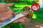 ببینید| مراحل تماشایی ساخت شمشیر کاتای سامورایی ها با فنر قدیمی در سریلانکا
