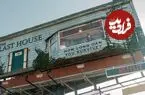 مردی برای تبلیغ یک فیلم ۳ روز در بیلبوردی زندانی شد