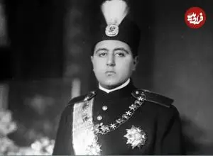 عکس| سفر در زمان؛ «احمدشاه» به همراه محمدحسن میرزا ولیعهد و عده ای از رجال دربار