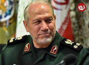 عکس؛ سفر به تاریخ؛ تیپ و چهرۀ متفاوت «سرلشکر رحیم صفوی» در جوانی در جبهه