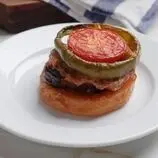 خوراک لذیذ و رنگین گوشت و بادمجان با طعمی فراموش نشدنی