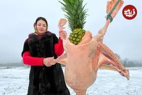 ببینید| غذای روستایی در اوکراین؛ پخت غاز شکم پر در دیگ و روی آتش