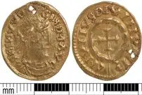 کشف سکۀ طلای هزارساله که یک وایکینگ آن را به گردن می‌انداخته است