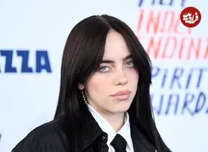 عکس| سفر در زمان؛ «بیلی ایلیش 17 ساله» در مهمانی Deck the Hall در سیاتل؛ سال 1397