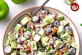 طرز تهیه یک سالاد سرد و دلچسب مخصوص روزهای گرم تابستان