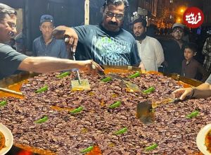 ببینید؛ غذای خیابانی در پاکستان؛ پخت واویشکای تند جگر بره در کراچی 