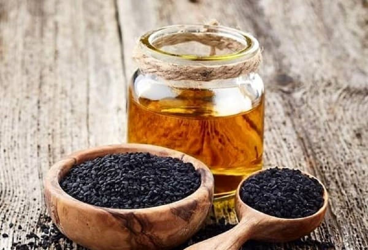 خواص عسل و سیاه دانه ناشتا + فوایدی که تا حالا نمی‌دانستید! 