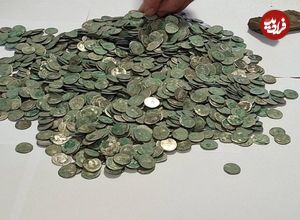 گنج سکّه‌های «11 امپراتور» بعد از 1500 سال توسط جستجوگر آماتور از زیر خاک بیرون آمد