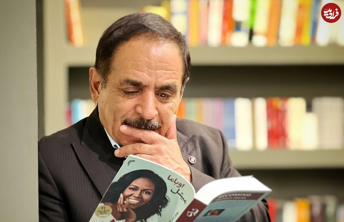 عکس| سفر به تاریخ؛ «قدرت الله ایزدی» (رشید) جلوی رستوران مکدونالد در آلمان؛ دهۀ 70