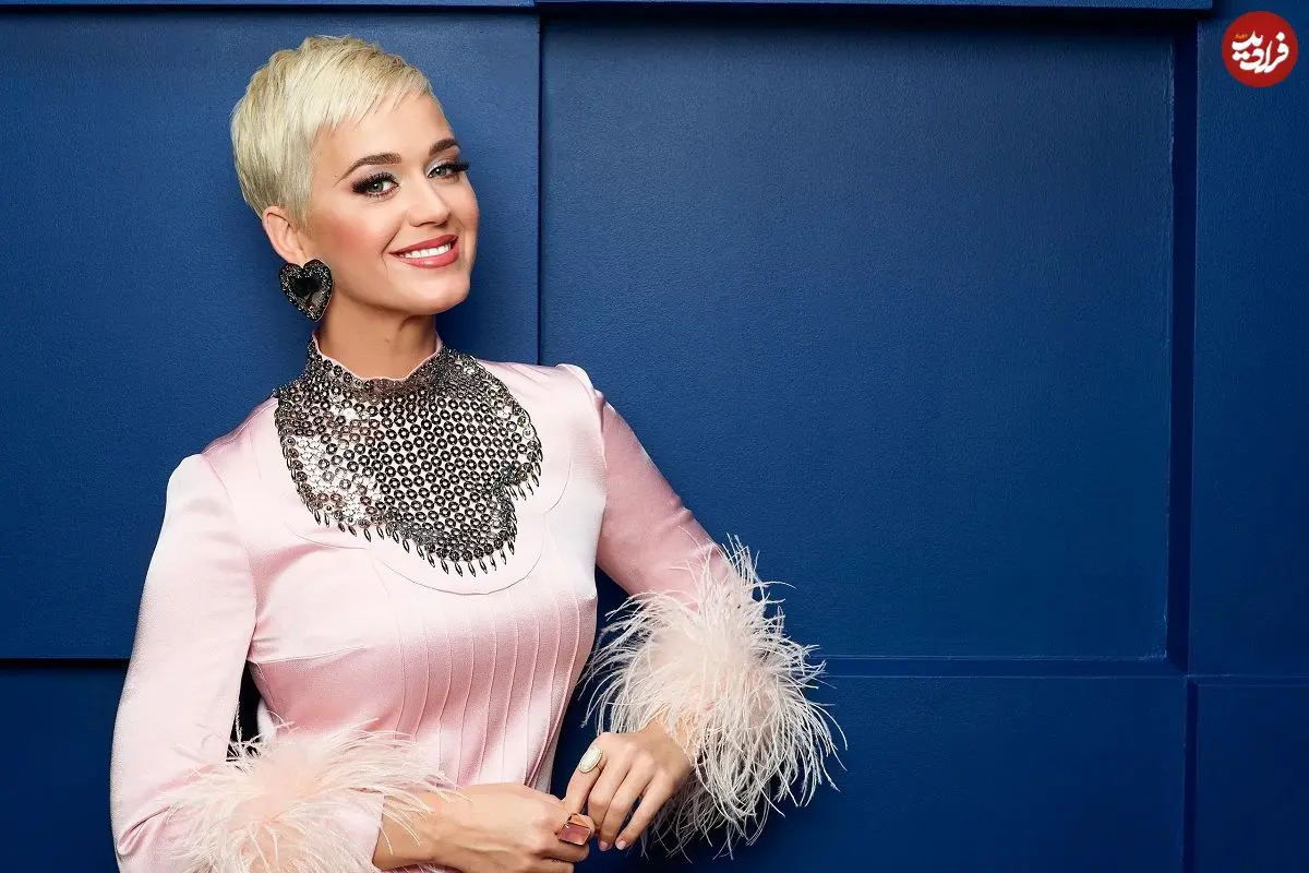 عکس| سفر در زمان؛ «کیتی پری» در 18 سالگی در کنار راب ویلیامز و در کالیفرنیا؛ سال 1383 