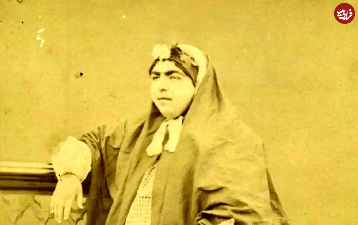 عکس| سفر در زمان؛ «عصمت الدوله دختر ناصرالدین شاه» در کنار مادر شوهرش
