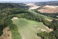 کشف یک دیوار مرموز ۱۰۰۰ ساله در آلمان