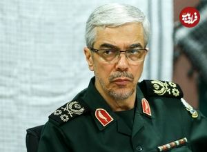 عکس؛ سفر در زمان؛ «سرلشکر باقری در حال خوش و بش با سرلشکر فیروزآبادی»؛ سال 95