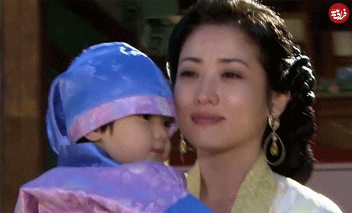 عکس| سفر زمان؛ «بانو یئون» (امپراتور بادها) در حال «ترشی انداختن» به همراه «تسو» (سریال جومونگ)