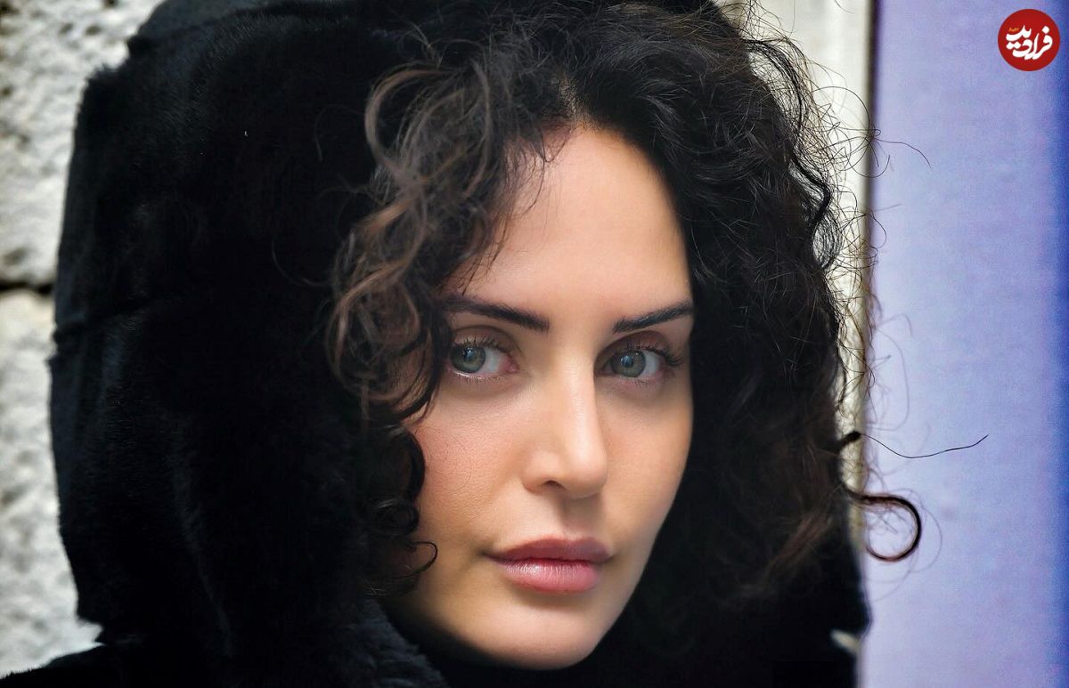 عکس| سفر در زمان؛ «الناز شاکردوست» در پشت صحنه فیلم شبی که ماه کامل شد؛ سال 98