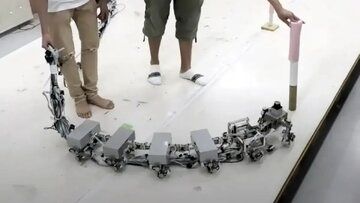 (عکس) ژاپنی‌ها یک ربات عجیب ۱۰۰ پا ساختند
