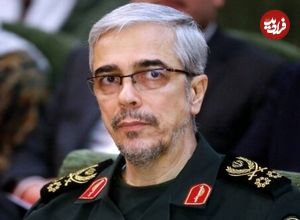 عکس؛ سفر در زمان؛ «سرلشکر باقری در کنار برادرش حسن باقری» در جبهه؛ دهه 60