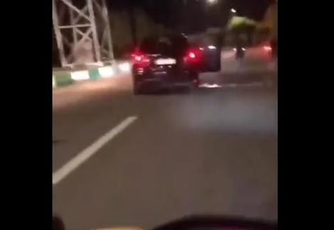 (ویدئو) حمله وحشیانه و هولناک چند سارق به خودرو ۲۰۶ با قمه