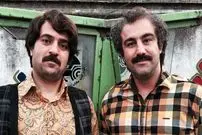 عکس| سفر زمان؛ «نقی، ارسطو، هما و پنجعلی» در حال تمرین دیالوگ در پشت‌صحنه «پایتخت»