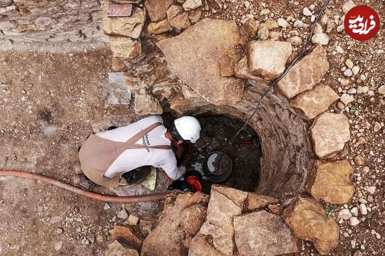 کفش‌های چوبی 2 هزارساله در یک «چاه باستانی» پیدا شدند