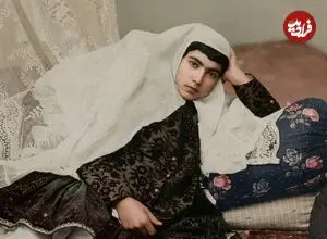 تصاویر| سفر به دوران قاجار؛ از «میوه‌فروشی رشت» تا «پنج جوان تریاکی»