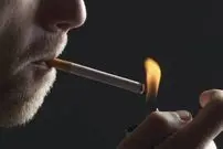 (ویدیو) فیلمی هولناک از کشف کرم و حشره داخل سیگار تازه!