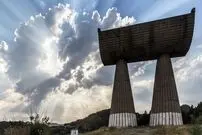 تصاویر| معماری بنای یادبود معدنچیان در میترویتسا صربستان 