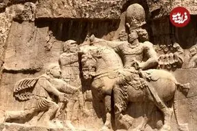 عکس| سفر در زمان؛ والرین زندانی شاپور اول نبود، پس چه کسی مقابل پادشاه ساسانی زانو زد؟