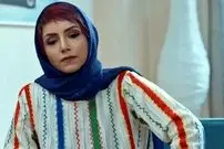 عکس| سفر به گذشته؛ «نازنین بیاتی، ساناز» فیلم دینامیت در مراسم تشییع اکبر عبدی