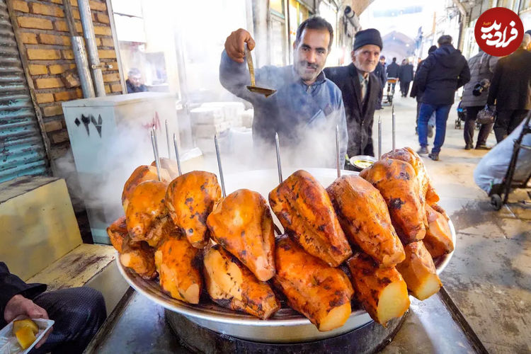 (ویدئو) غذای خیابانی در ایران؛ پخت کباب، کوفته و باسلق در تبریز 