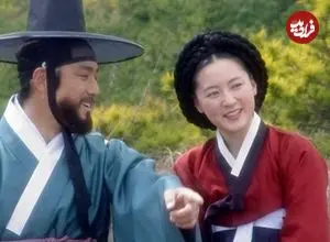 عکس| سفر زمان؛ «یانگوم» 55 ساله در حال خرید کردن و غذا خوردن در بازار